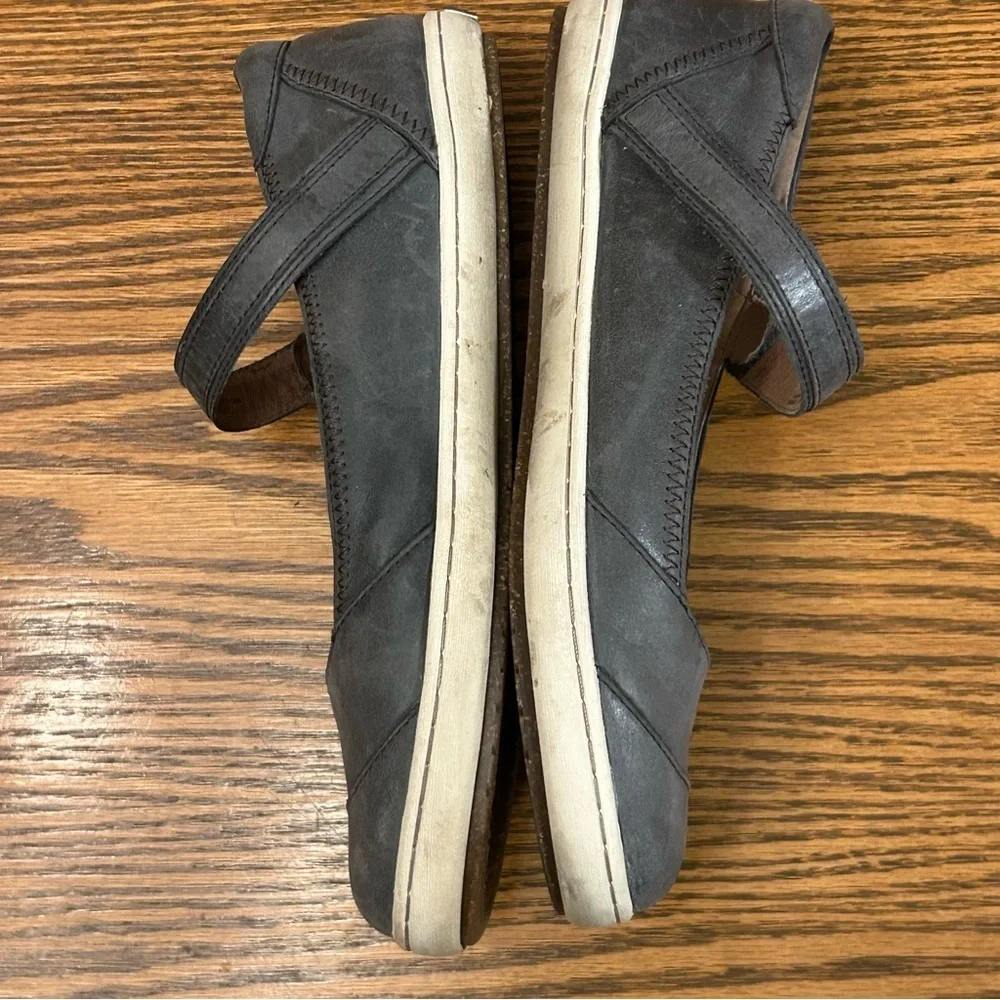Taos Women's Charcoal Leather Mary Jane’s Adjustable Velcro Strap Buckle Sz 8.5 - Picture 6 of 9